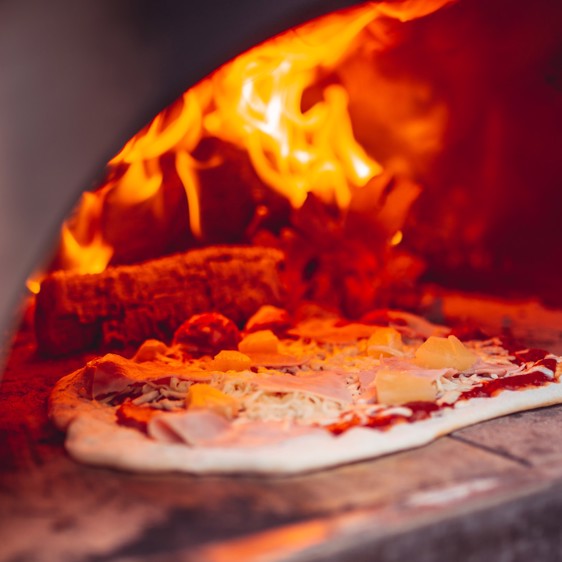 Draft beer, local English wine, hot food and coffee at the embers snack bar